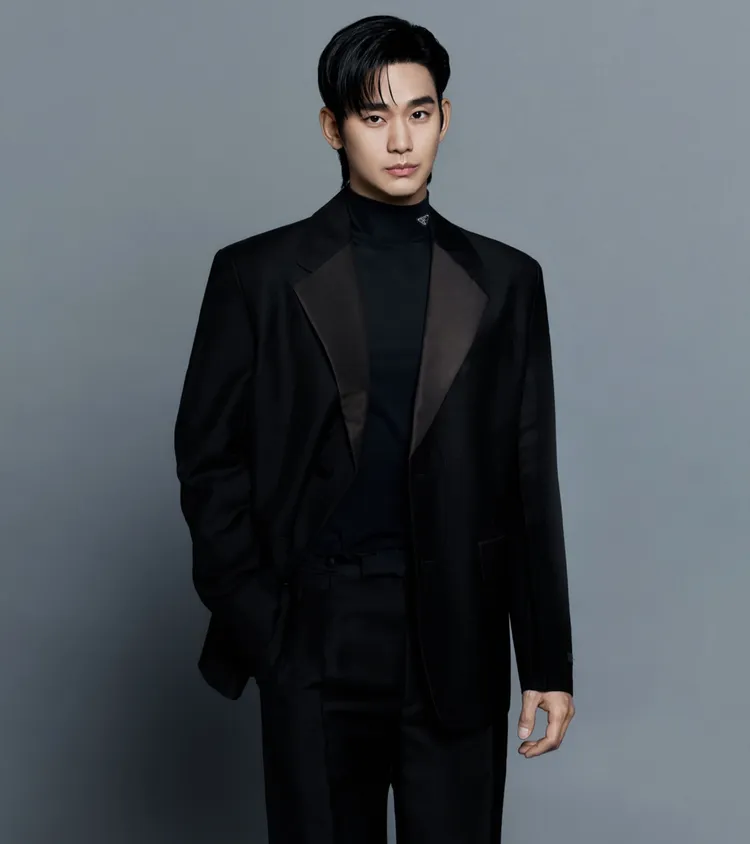 金秀賢代言PRADA只有3個月就出事。翻攝金秀賢IG