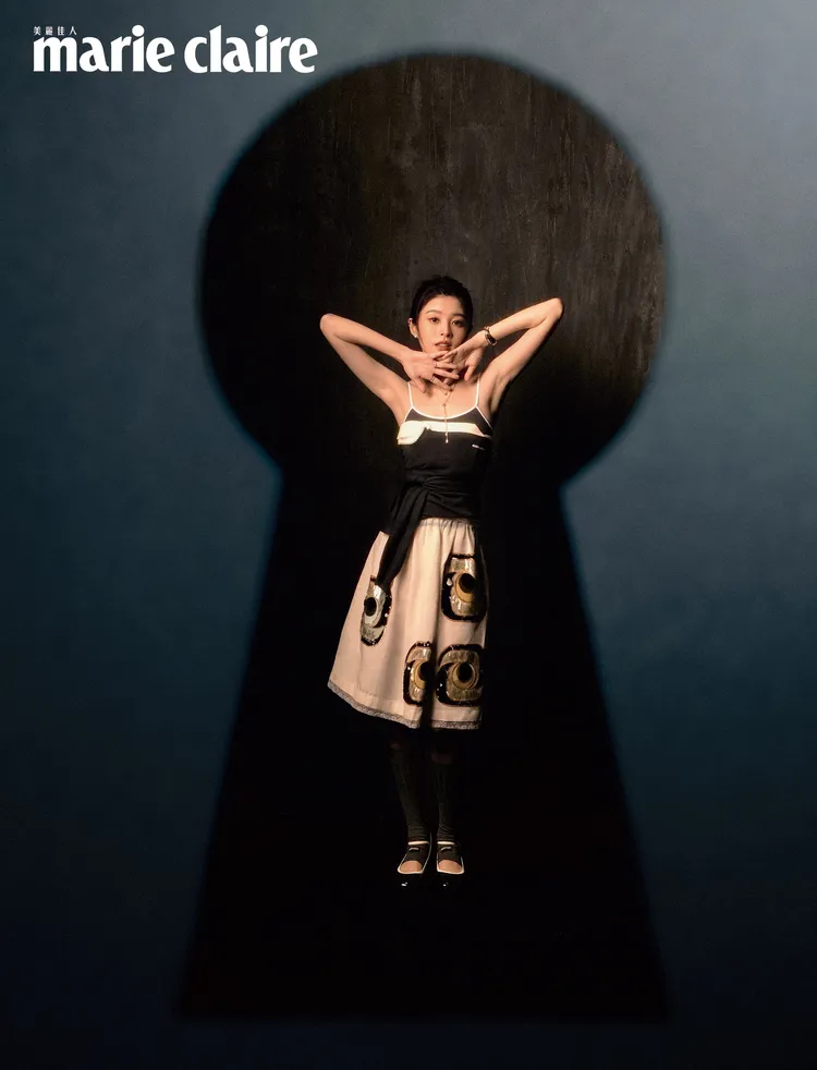 詹子萱以Miu Miu單品詮釋出少女的俏皮靈動。《Marie Claire 美麗佳人》國際中文版提供