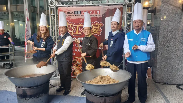 「宋江大宴」3月29、30日、4月3、4、5日共5天開桌。凃建豐攝