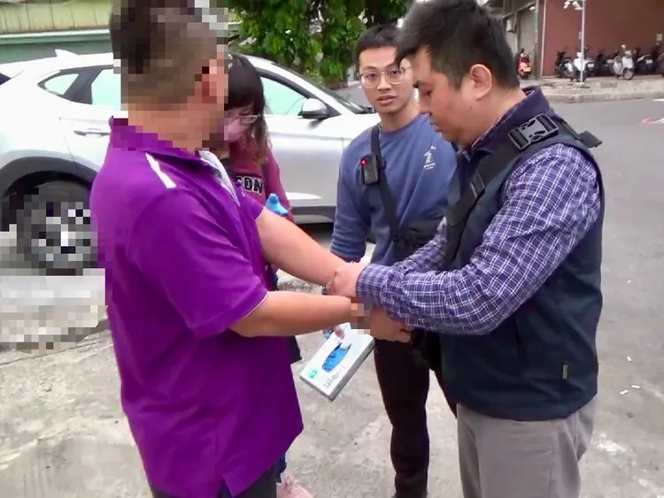 善化分局偵破郭嫌等6人暴力犯罪集團案(何嫌)。翻攝畫面