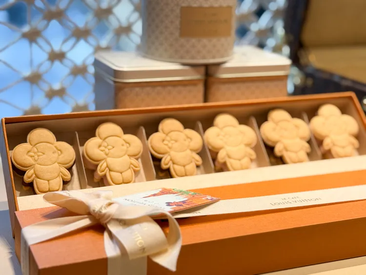除了蛋糕甜點，咖啡廳內亦販售有可外帶的餅乾禮盒，包裝相當精緻。S.H.攝