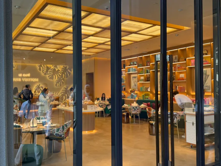 記者造訪當天人潮並不多，登記後很快就可以入內。S.H.攝