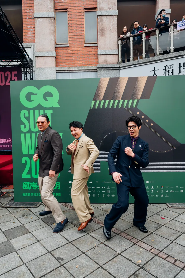 何ㄟ、家倫、鍾佳播出席《2025 GQ Suit Walk 》。《GQ》提供