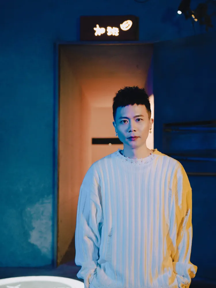 蕭秉治新歌《想悄悄住進你的靈魂》，邀白安共同填詞，加入女生角度的情感。圖／相信音樂提供