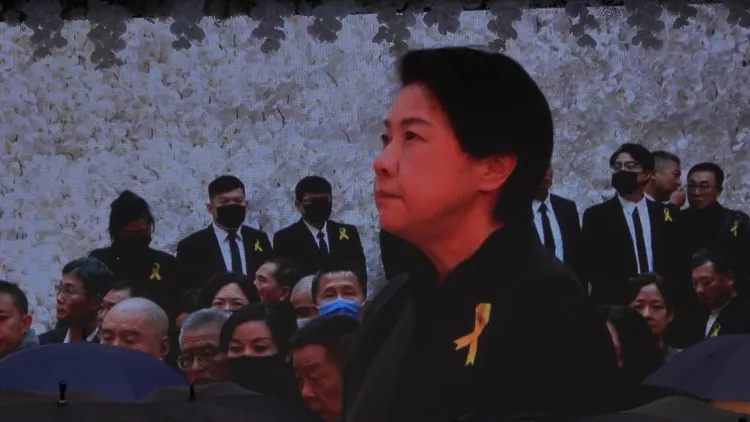 民眾黨立委黃珊珊參與黃少岑告別式。特勤中心攝