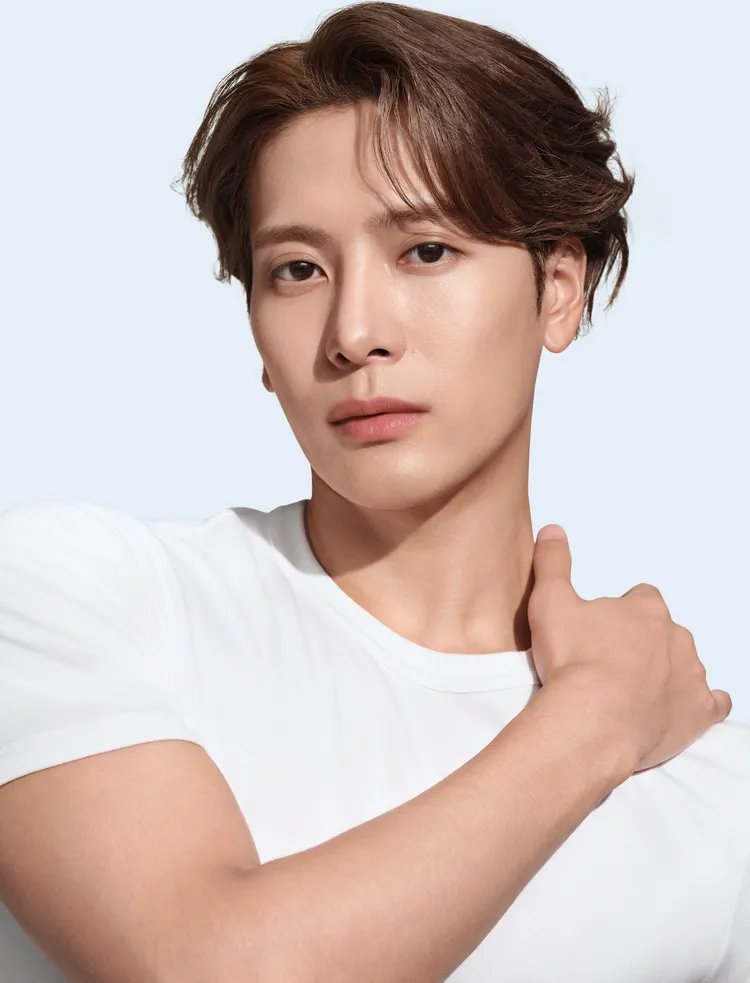 王嘉爾出任安耐曬亞太區全新代言人。品牌提供