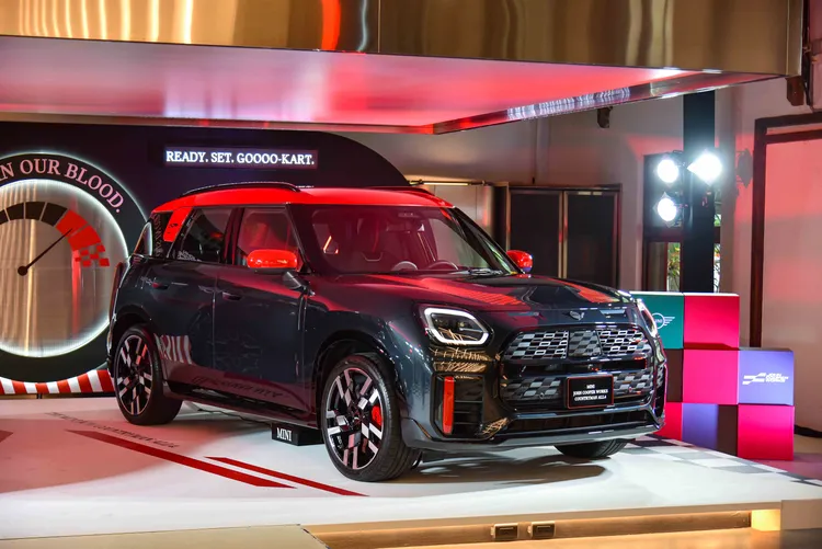 MINI John Cooper Works Countryman ALL4擁有300匹馬力，0-100kmh加速僅5.4秒。業者提供