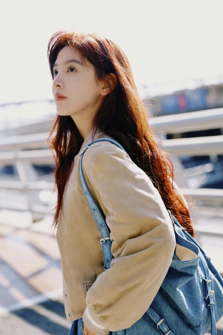 章若楠。品牌提供