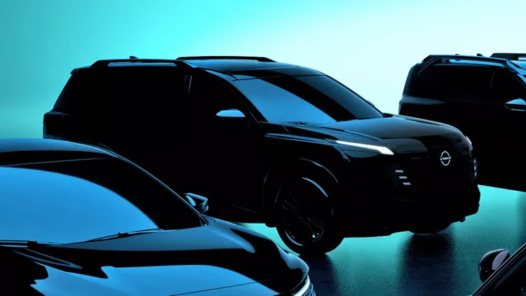 Nissan Pathfinder將在今年推出中期改款車型，換上全新家族化前臉。原廠照片