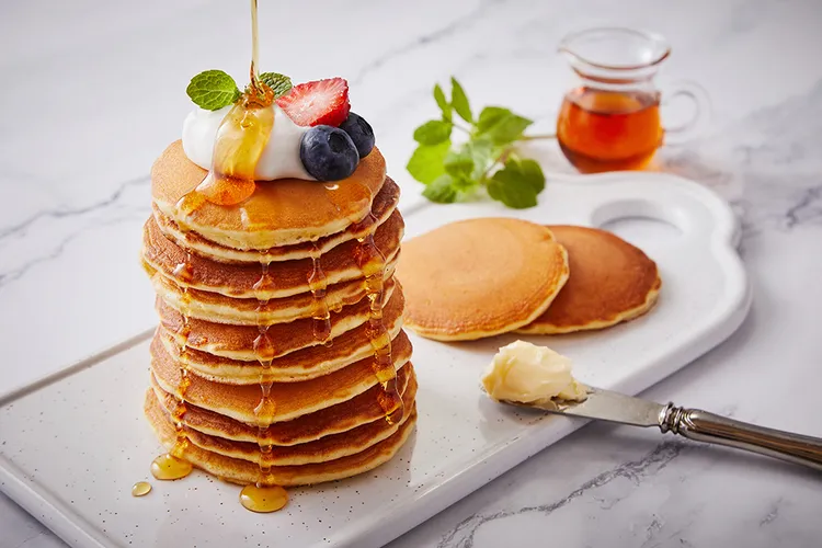 台南遠東香格里拉兒童節住房專案，入住還享翌日豐盛早餐，及小朋友最愛的鬆餅。業者提供