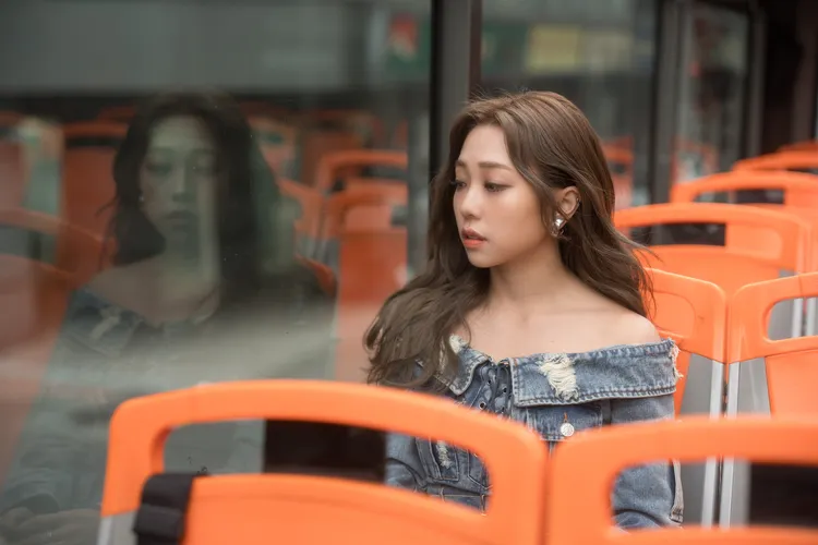 艾薇持續推出音樂音作。環球音樂提供