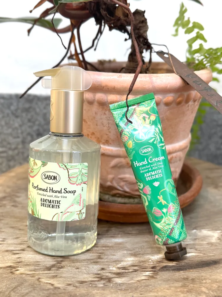 綠野尋蹤洗手露200ml／680元、護手霜30ml／380元。張家玲攝