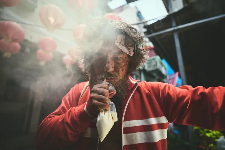 戴立忍飾演流浪漢黃駿。麻吉砥加提供