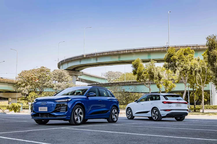 Q6 e-tron透過封閉式水箱護罩、銳利LED燈組以及流線的空氣力學車身線條，展現純電車型的現代感與動感氣息。業者提供