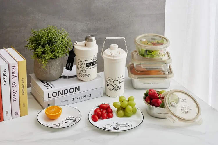 康寧餐具SNOOPY復刻黑白系列。業者提供