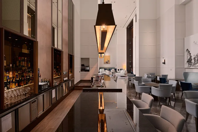 台北萬豪酒店Lobby Lounge，全新推出 Semi-buffet，突破傳統簡餐模式。讓消費者吃巧又吃飽，更滿足忙碌現代人犒賞自己的小確幸。業者提供