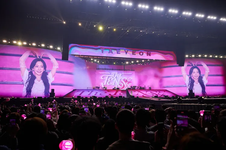 太妍比出大愛心感謝粉絲。遠雄創藝提供