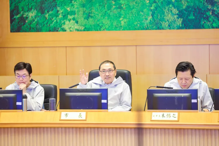 侯友宜於市政會議正式宣布，將在土城永寧捷運站旁打造全台規模最大的青年專屬場館。青年局提供