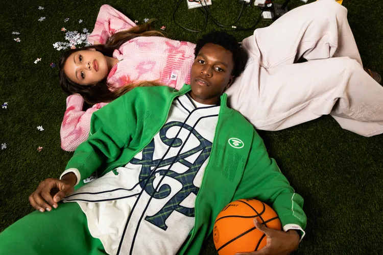 包括校園NEW VINTAGE、Y2K元素的SKATE造型都是本季重點。品牌提供