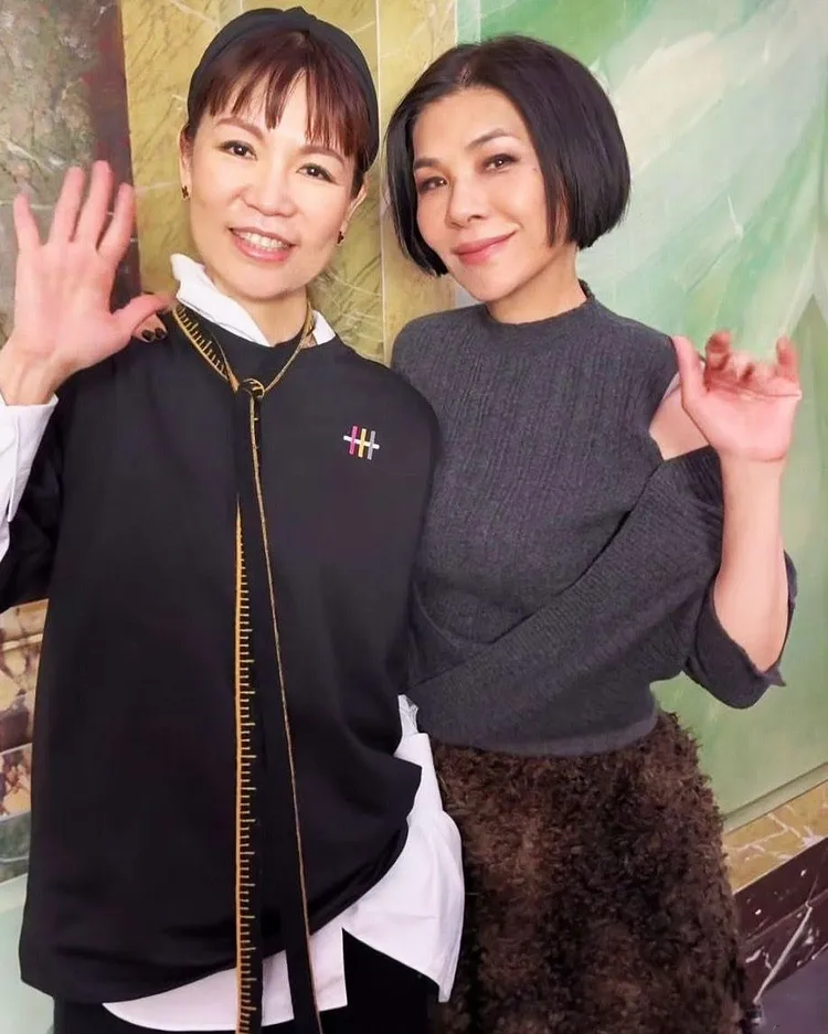 張清芳日前赴巴黎觀展。翻攝張清芳臉書