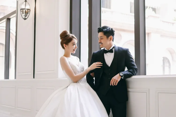 台北文華東方酒店將於婚禮體驗日活動當天，帶領準新人探索酒店內最受歡迎的婚紗拍攝景點，包含酒店六樓有著靜謐雅緻之美的長廊區域，定格每個甜蜜瞬間。台北文華東方酒店提供