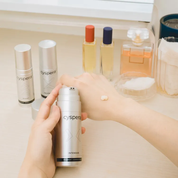 醫學研究顯示，穩定型半胱胺與IBA能有效淡化色素沉澱，並提升肌膚亮度。品牌提供