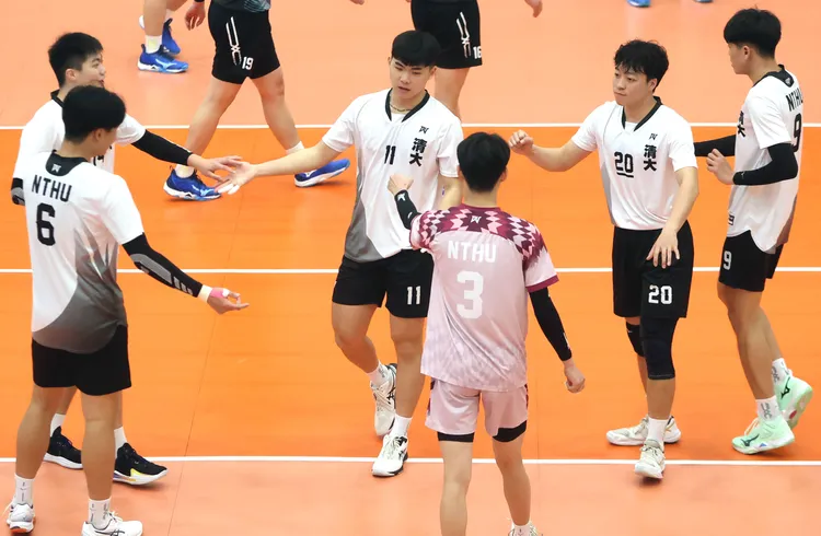 清華大學與國體大的第七名之爭，最後清大獲勝，比上季前進1個名次。大專體總提供