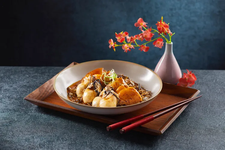 野米飛翅燜日本生蠔(NT$880)。業者提供