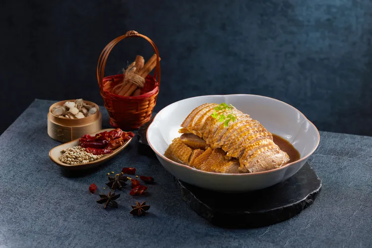 潮州滷水鵝(NT$680)。業者提供