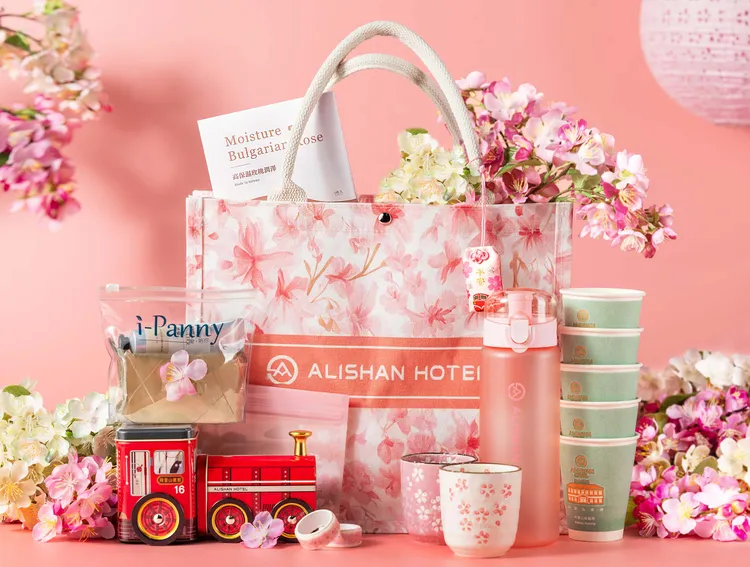 櫻花季限定賞櫻隨行福袋。業者提供