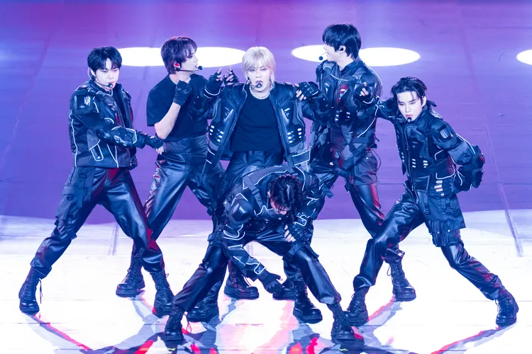 NCT 127準備中文跟粉絲互動。COME ON JKSSP提供