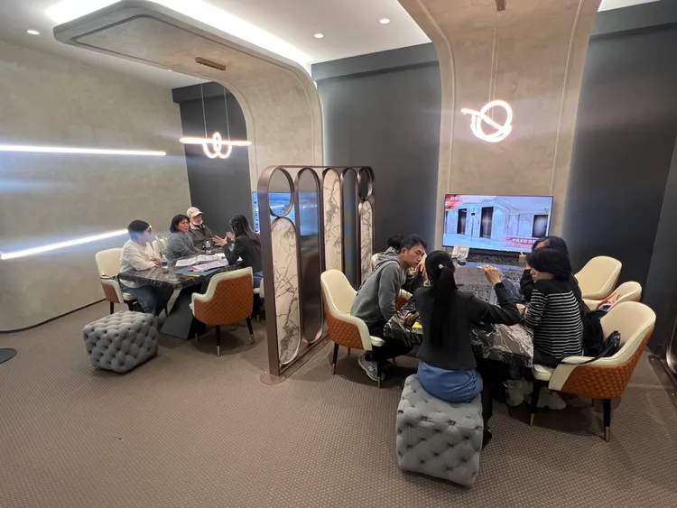 近期市場交易相對冷清，但未來供給量仍大。葉家銘攝