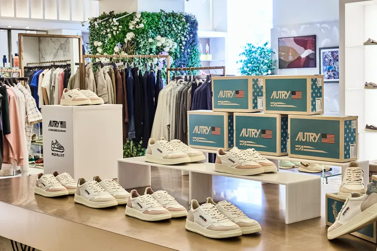 THE SPAACE為AUTRY推出全新限定配色。品牌提供