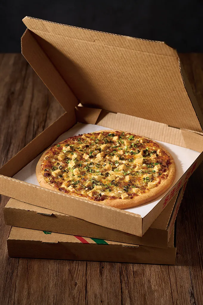 平日限定優惠大披薩最低只要188元。拿坡里提供