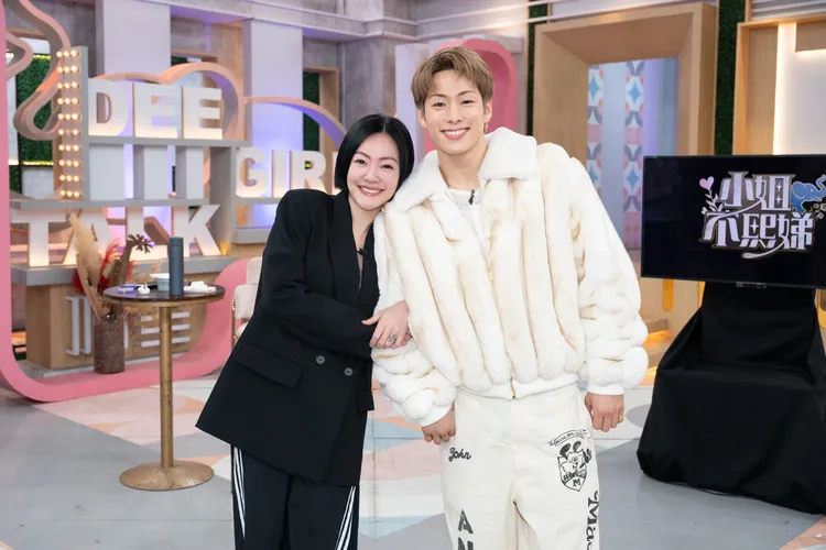 小S、三浦孝太。東森綜合提供