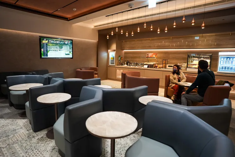 座位區提供21席沙發。田欣雲攝影