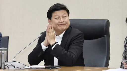 傅崐萁女團員赴港被抓!她非民進黨員 周軒:跟對岸再好都保不了