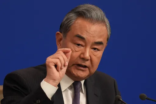 反擊川普「美國優先」 中國外長王毅:大國不能恃強凌弱