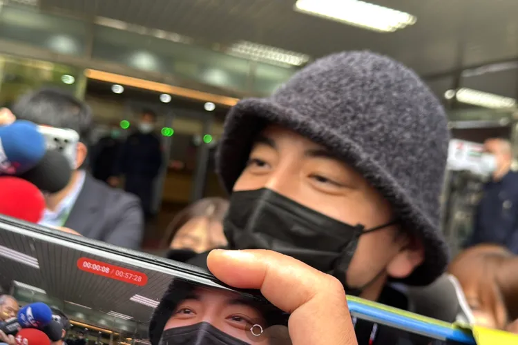 王大陸表情看來輕鬆。特勤中心攝