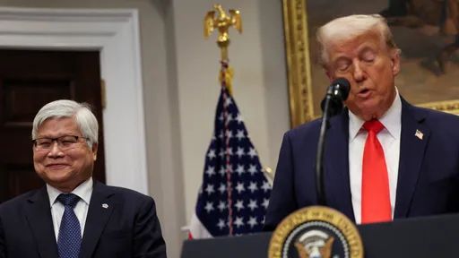 川普會魏哲家後宣布：台積電對美再投資1000億美元、建5座最先進晶圓廠