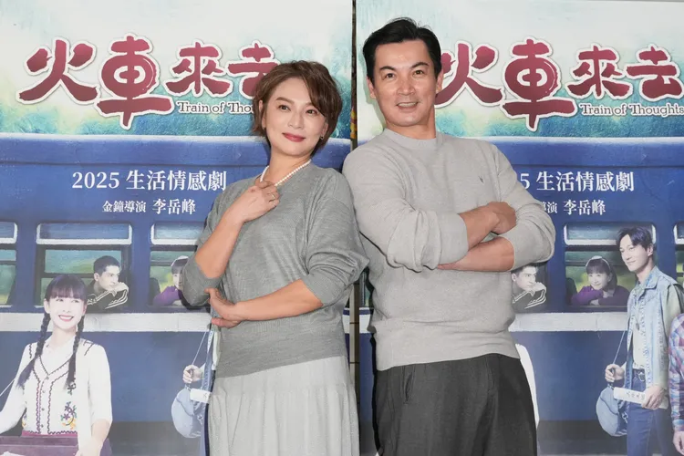 梁家榕（左）和伊正六次合作再演夫妻。彭欣偉攝