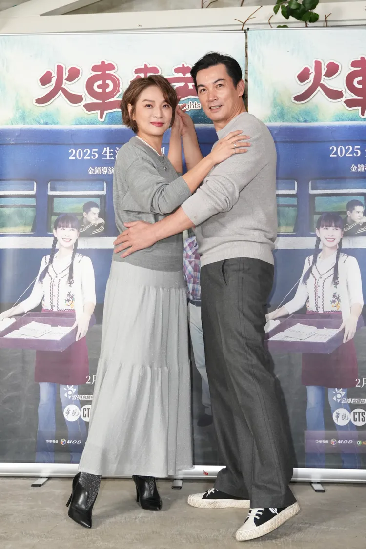 梁家榕（左）和伊正有場華爾滋的舞令人期待。彭欣偉攝