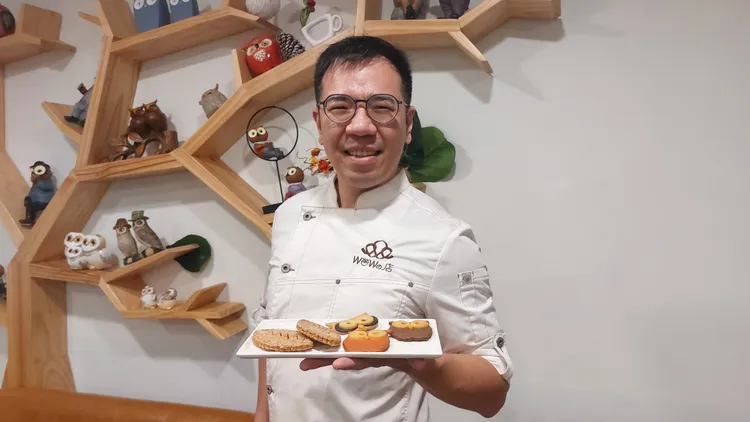 李侑昌勇於挑戰作工精細的甜點。凃建豐攝