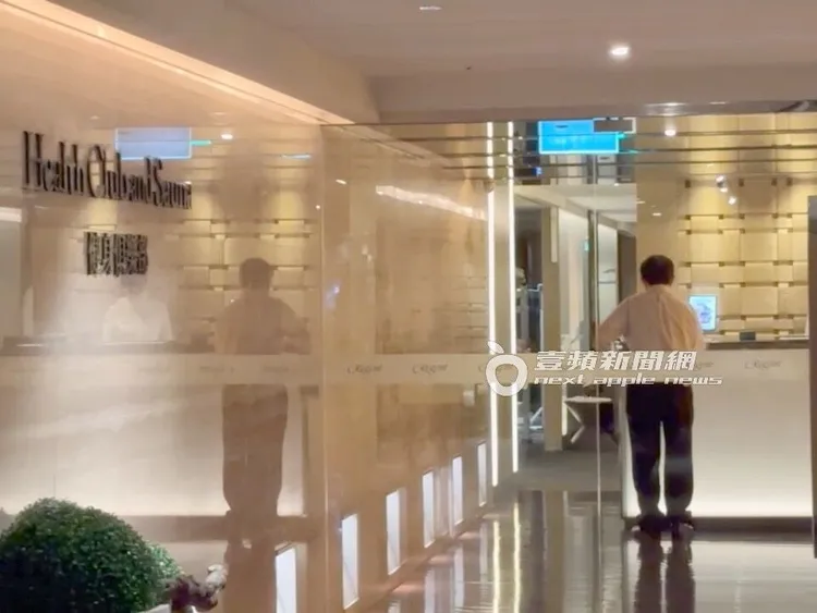 黃立民醫師每天固定到晶華酒店高級健身房運動1個多小時。特勤中心攝