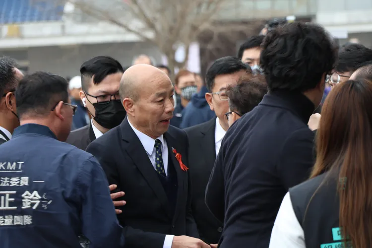 韓國瑜現身致哀。李俊毅攝