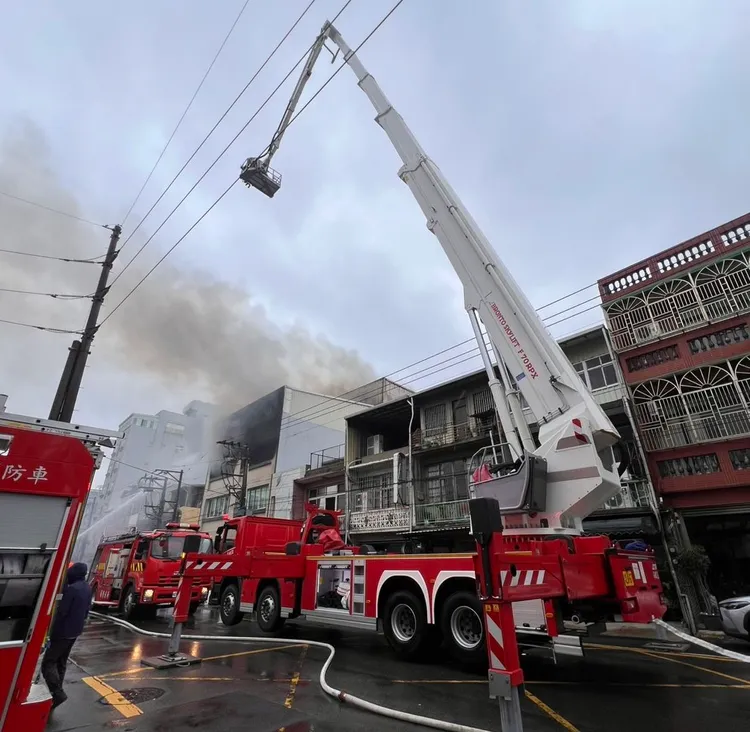 現場搶救。新竹縣消防局提供