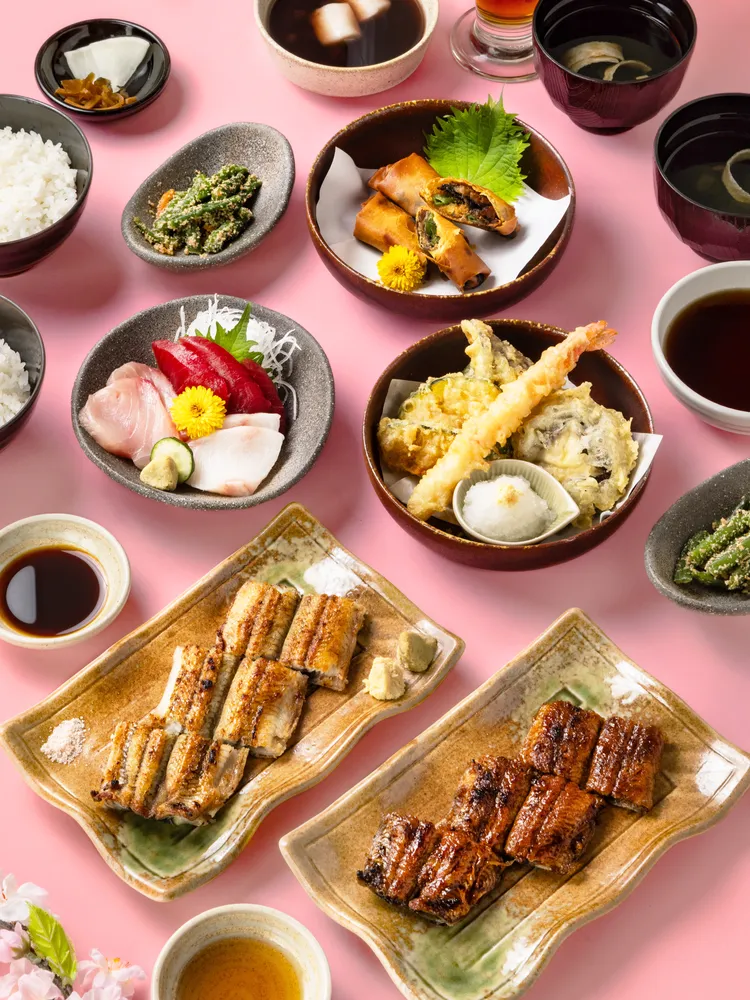 微風信義うなぎ四代目菊かわ花見雙味鰻宴優惠價2088元。業者提供