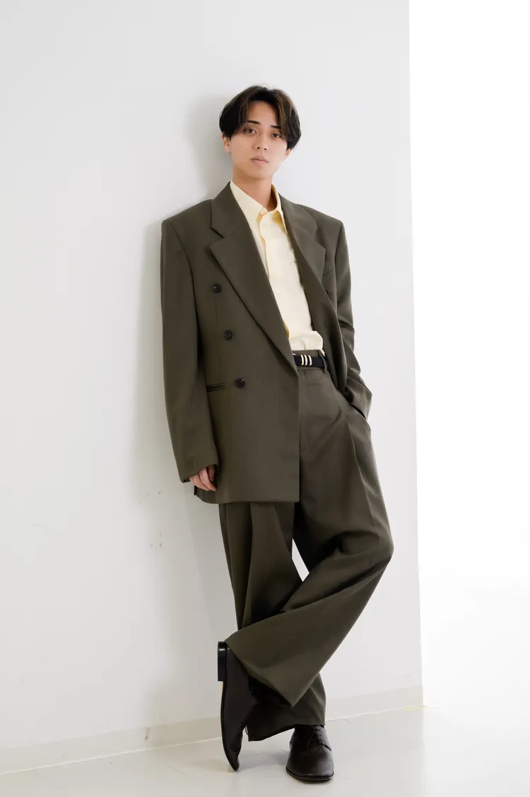 永瀬廉有國寶級帥哥稱號，自爆最近右眼時大時小不聽話。大鴻藝術BIG ART提供