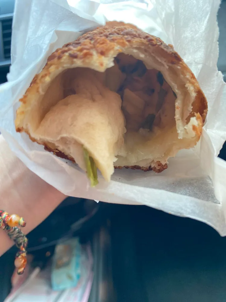 網友透露買好市多牛肉捲，卻沒吃到什麼肉。翻攝Costco好市多 商品經驗老實說」臉書