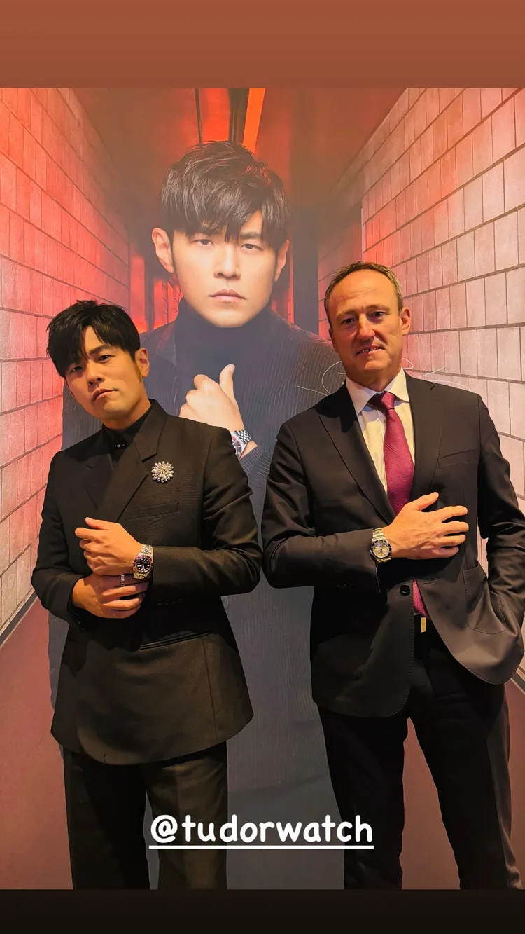 天王周杰倫現身WW錶展帝舵展場。翻攝周杰倫IG